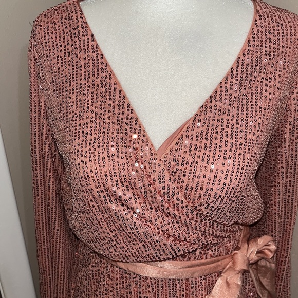 Lauren Conrad Party Dress - Picture 2 of 6